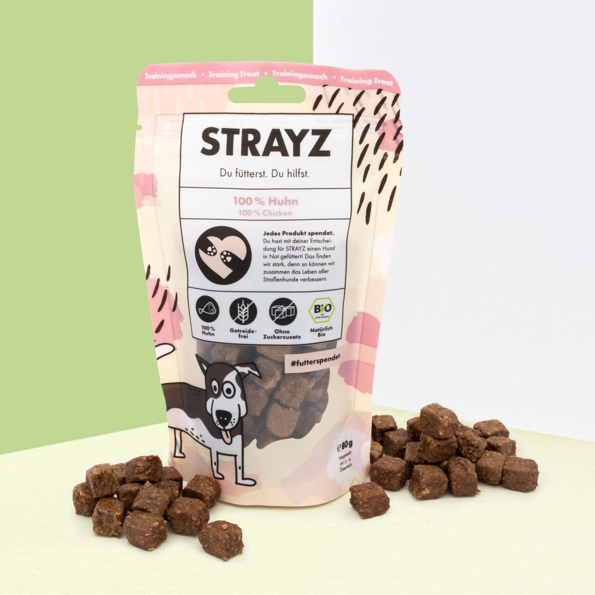 Hundeleckerli aus 100% Bio-Huhn von STRAYZ. Frei von Zucker, Getreide und Füllstoffen. Jedes Produkt spendet für Straßenhunde in Not. In jedem Beutel sind 80 Gramm Snacks enthalten. Die Snacks sind kleine Würfel.
