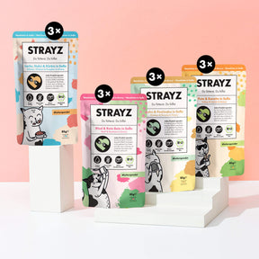 Bio-Nassfutter in Soße für Katzen von STRAYZ im praktischen Probierpaket aus je 3x Pute & Karotten in Soße in 85g, 3x Rind & Rote Bete in Soße in 85g, Huhn & Pastinake in Soße in 85g und 3x Lachs, Huhn & Kürbis in Soße in 85g Beuteln. Ohne Zuckerzusatz. Frei von Getreide und Bindemittel.