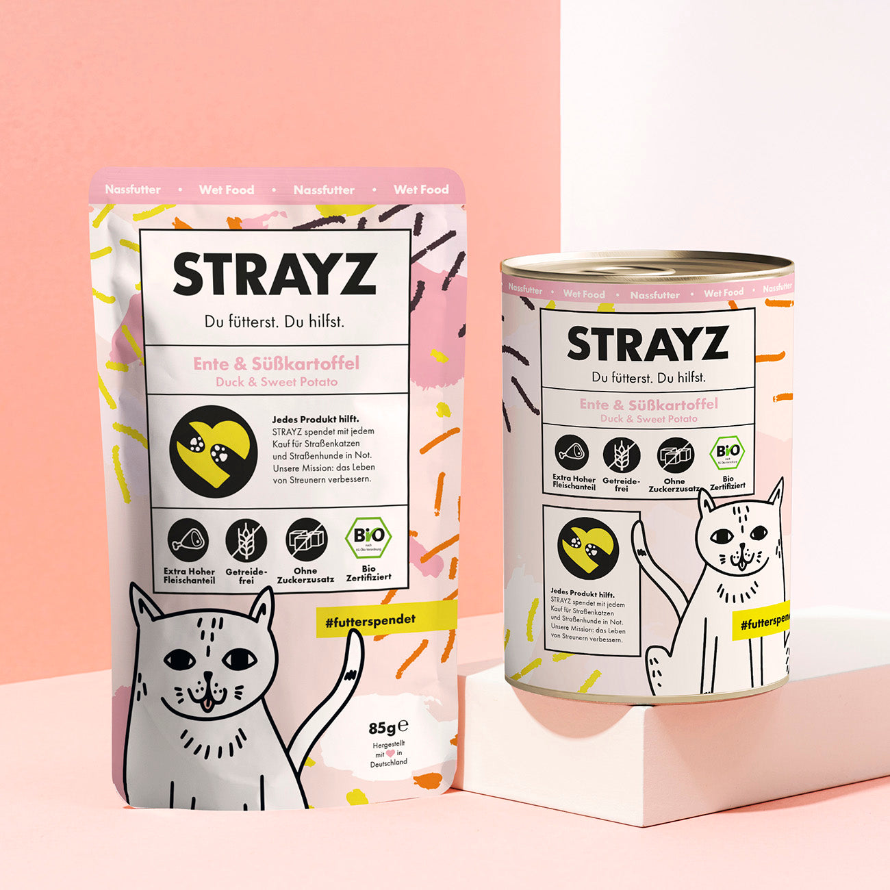 STRAYZ Bio Katzenfutter Ente & Süßkartoffel im 85g Beutel und 400g Dose.