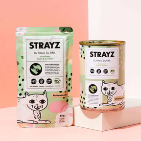 STRAYZ Bio Katzenfutter Huhn & Zucchini im 85g Beutel und 400g Dose.