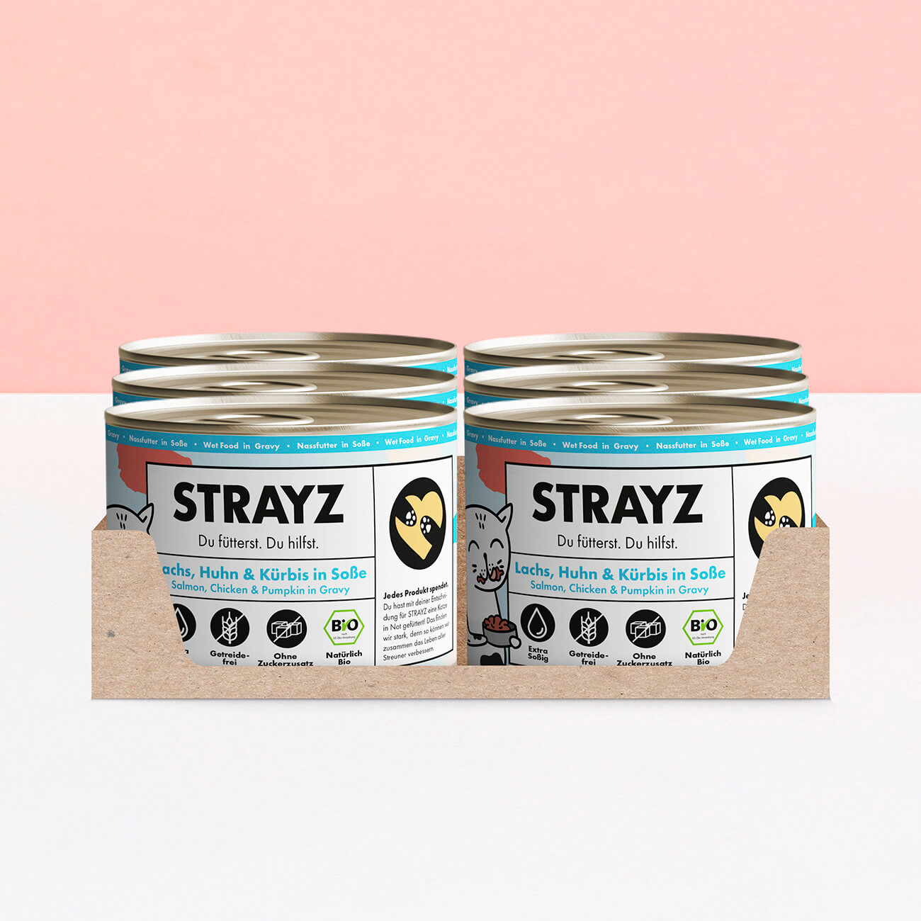 Das Bio-Nassfutter in Soße von STRAYZ in der Sorte Lachs, Huhn & Kürbis in Soße. Erhältlich in 400g und 200g Dosen. Das Bio Katzenfutter ist frei von Zucker, Getreide und Bindemittel. Es hat einen hohen Fleischanteil von 70 %. Auf diesem Bild sieht man 6x200g Dosen in einem Karton.
