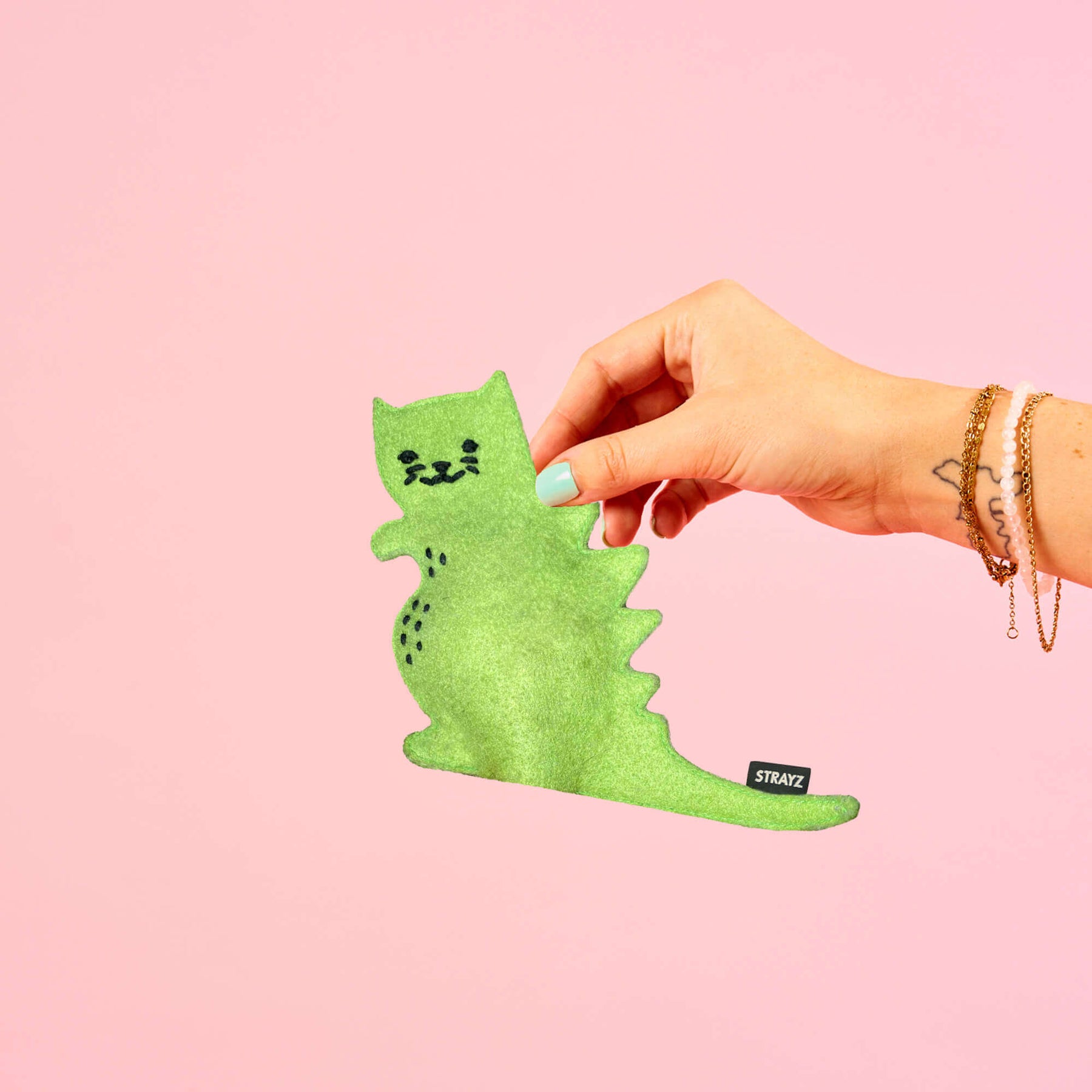 CATZILLA ist das beliebte Spielzeug für Katzen von STRAYZ. Befüllbares Baldriankissen für Katzen